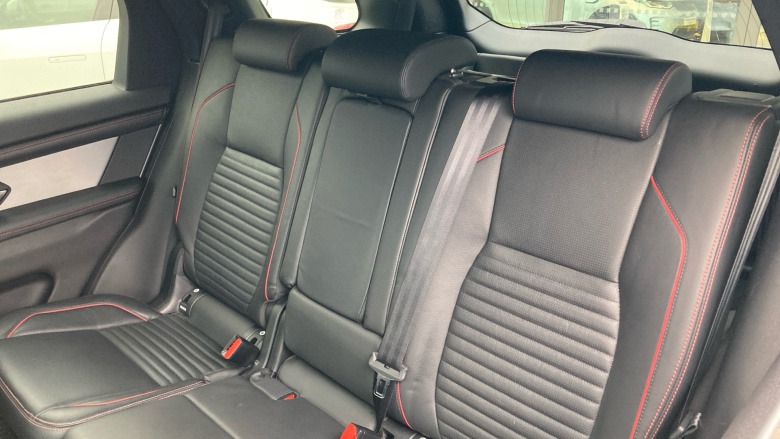 Land Rover Discovery Sport 2.0 D200 R-Dynamic SE 5dr Auto Diesel Station Wagon